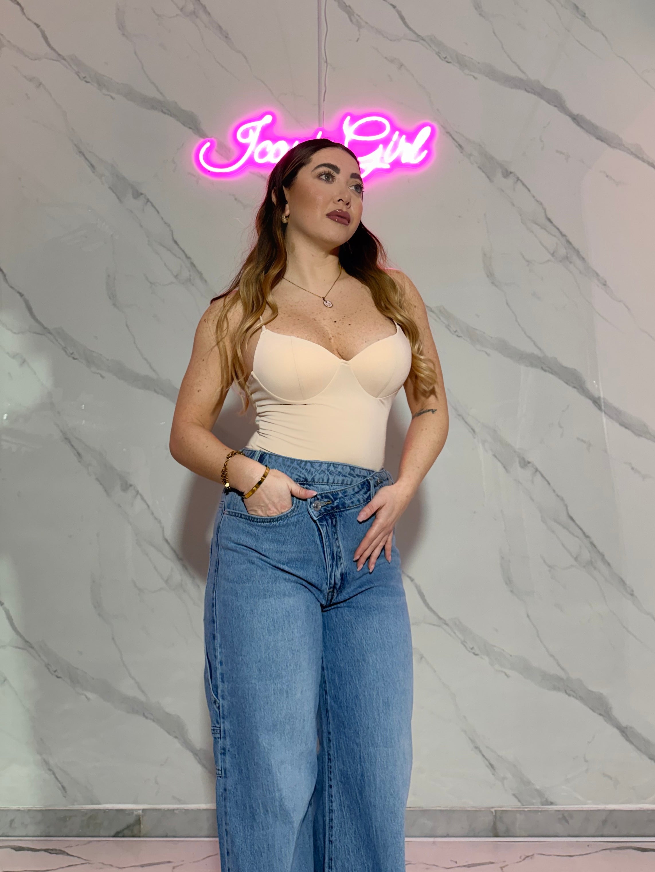 Top Cristina Immagine principale del prodotto