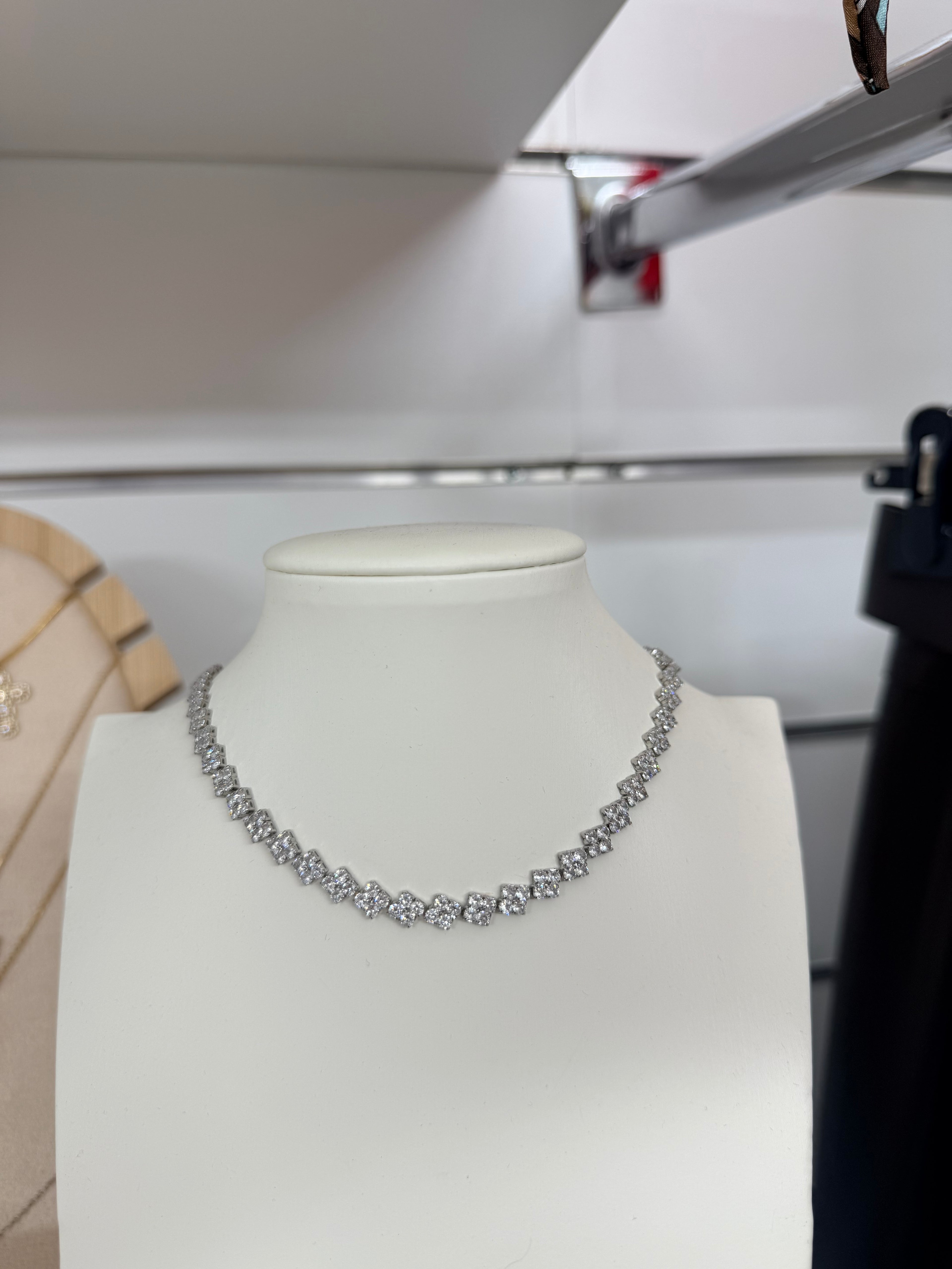 Collana star