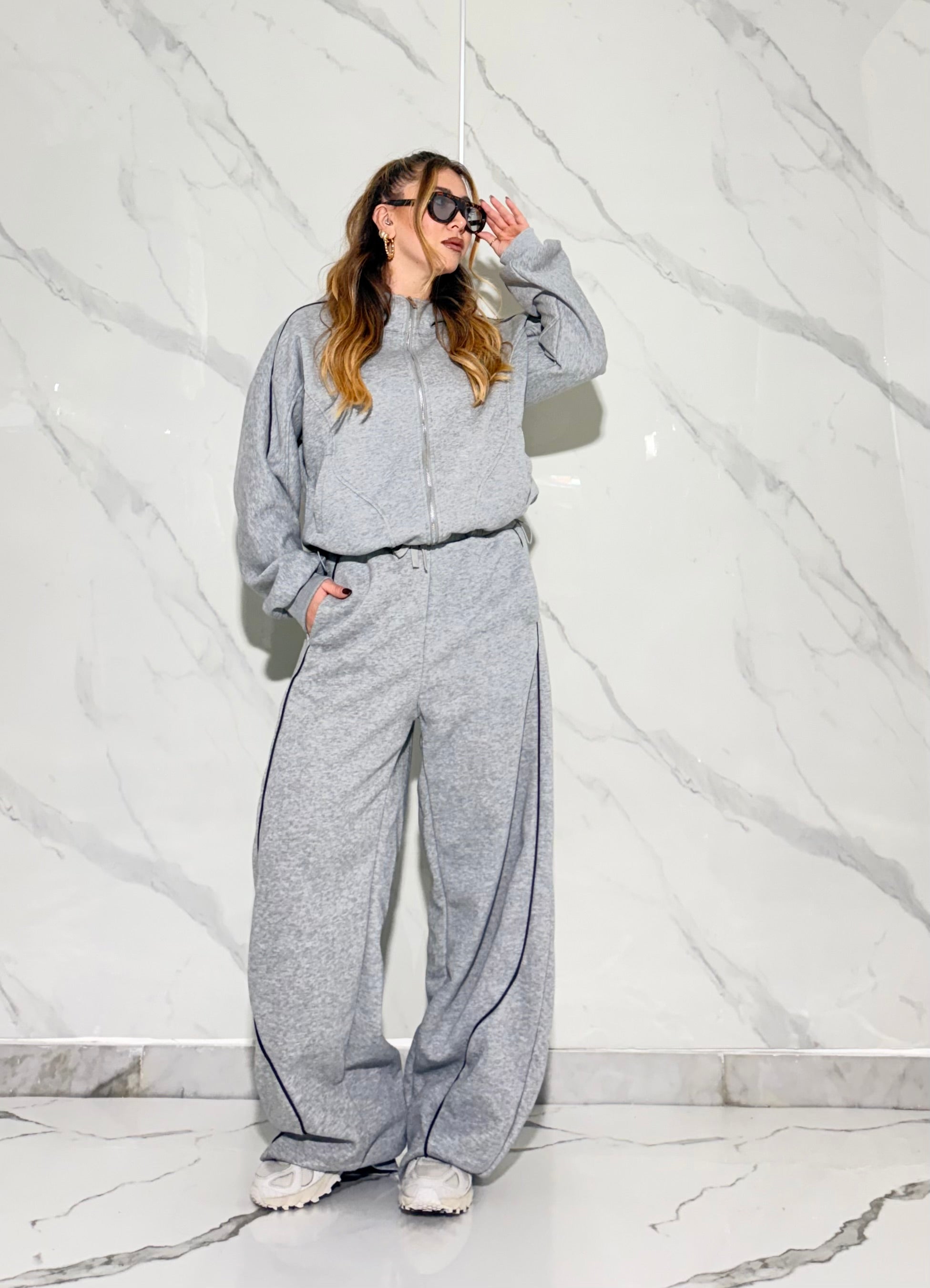 Tuta Comfy Immagine principale del prodotto